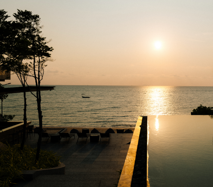 SUN DECK BY THE BEACH