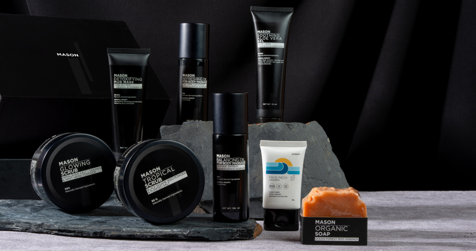 PRODUCTS

At MASON, we seek to go beyond just crafting exquisite goods to championing sustainability. Prioritizing eco-friendly practices, each MASON product uses thoughtfully selected organic and natural ingredients, many sourced locally. Most importantly, we believe in giving back to our community.