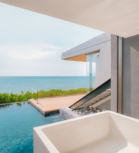 BEACHFRONT GRAND POOL VILLA | MASON Pattaya