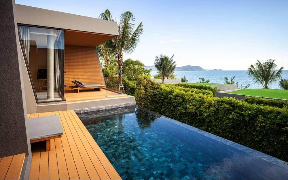 Stay at our luxury pool villas by the beach in Na Jomtien, Pattaya