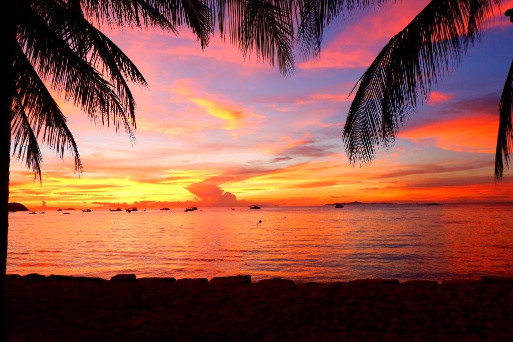 A sunset view of the beach in Pattaya